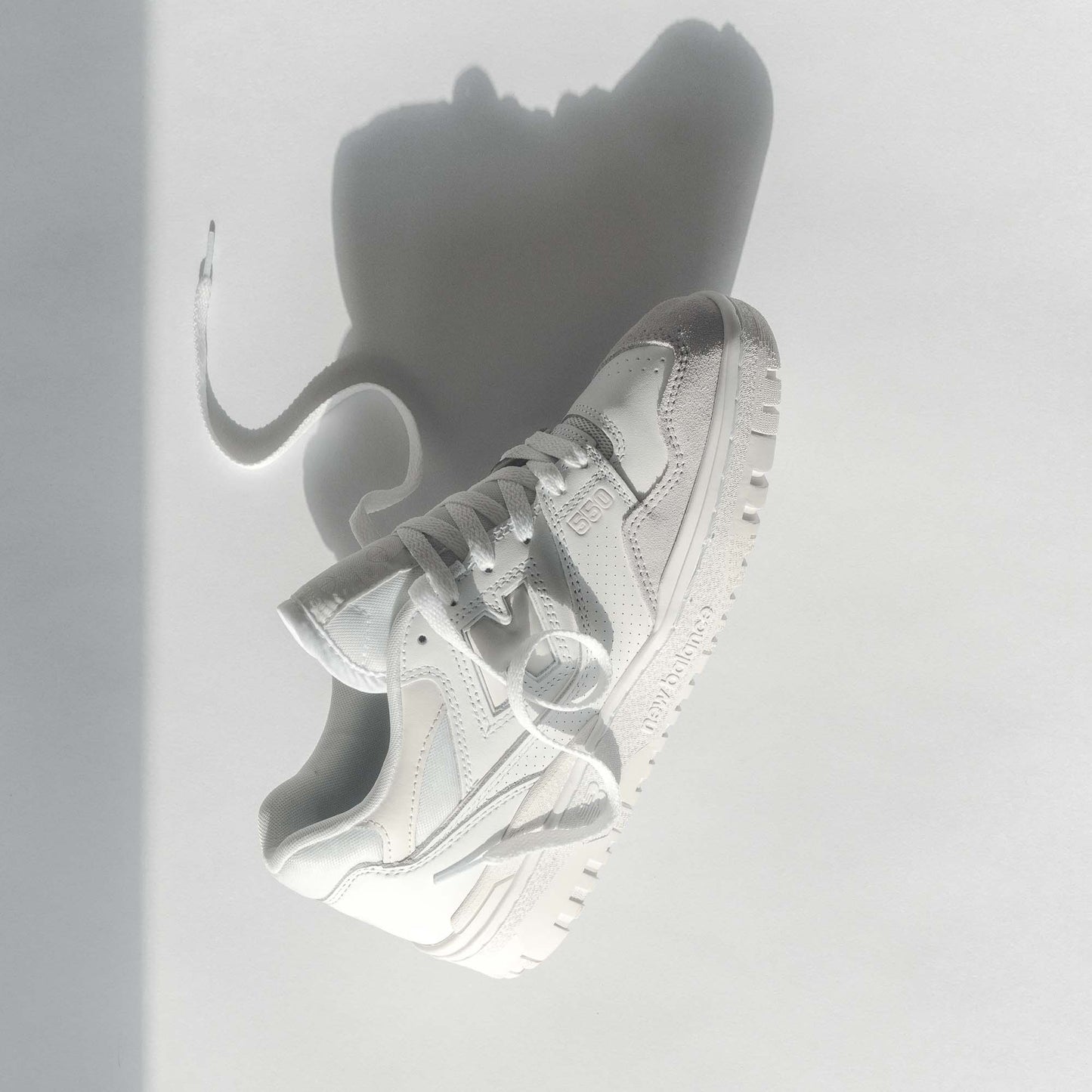 new-balance-bb550lsa-white-reflection