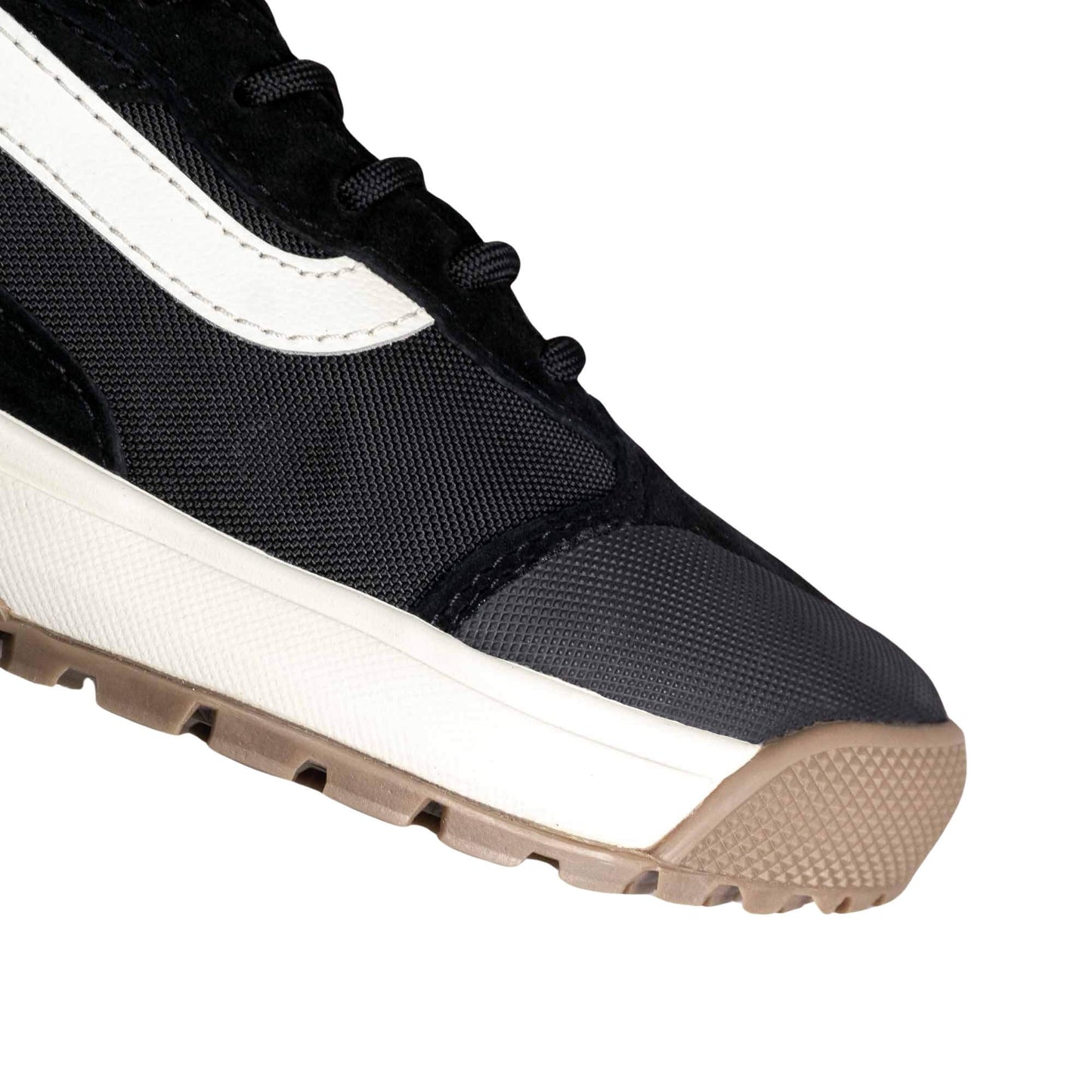 vans-ultrarange-exo-hi-mte-1