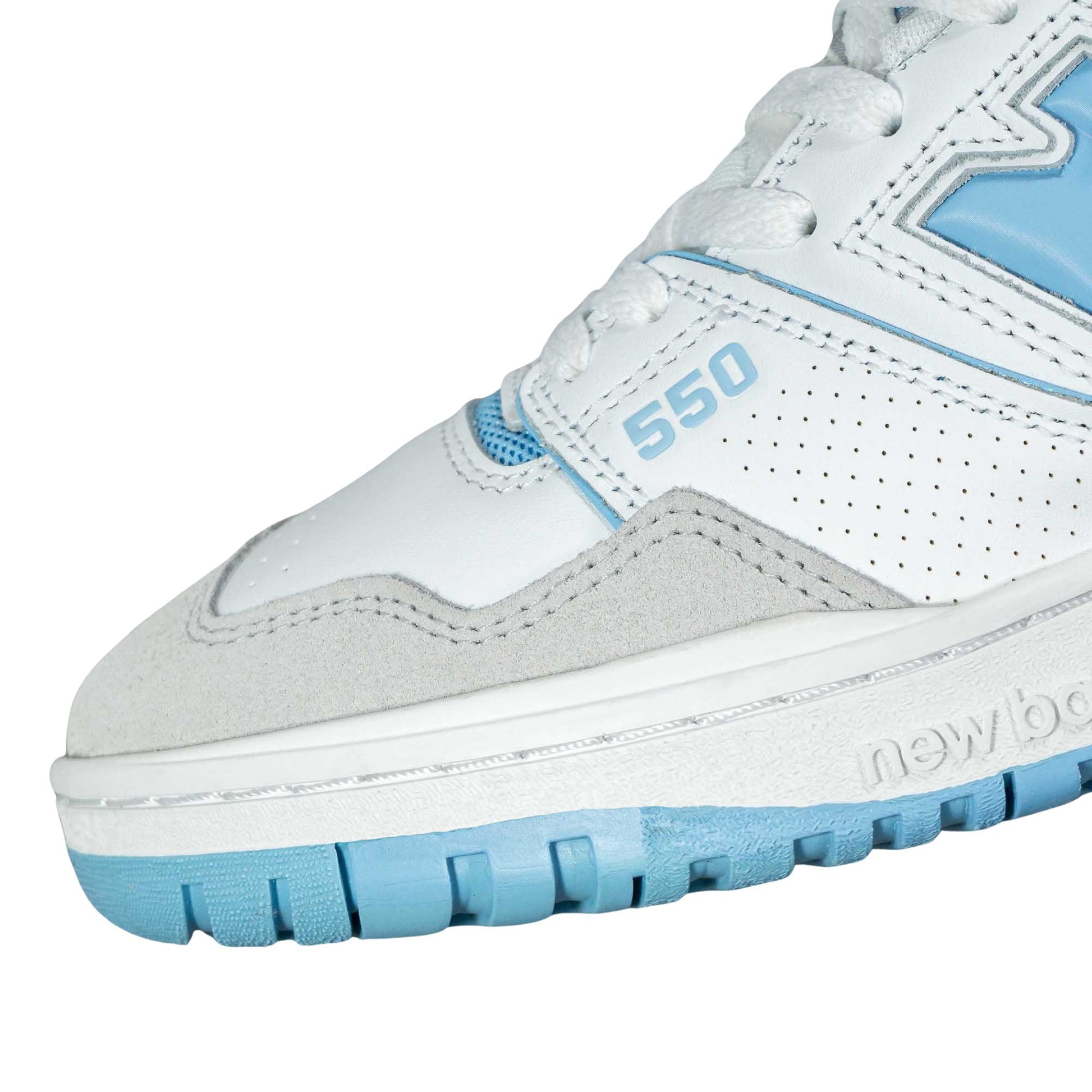New_Balance_BB550LSB_white_blue_haze